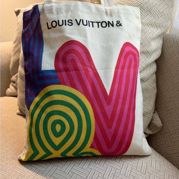 GWP Eco Tote Louis Vuitton Novelty Item from  2022 Shenzhen Museum Exhibition - Picture 3 of 11